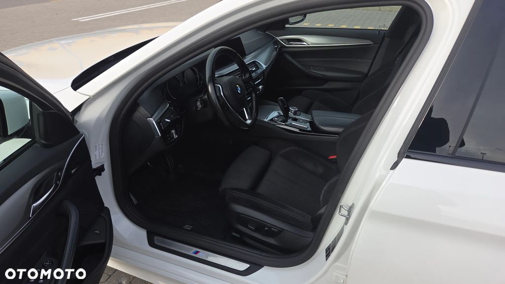BMW Seria 5 - 18