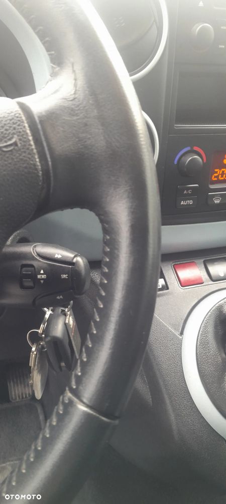 Citroën Berlingo Multispace HDi 90 FAP Tendance - 19