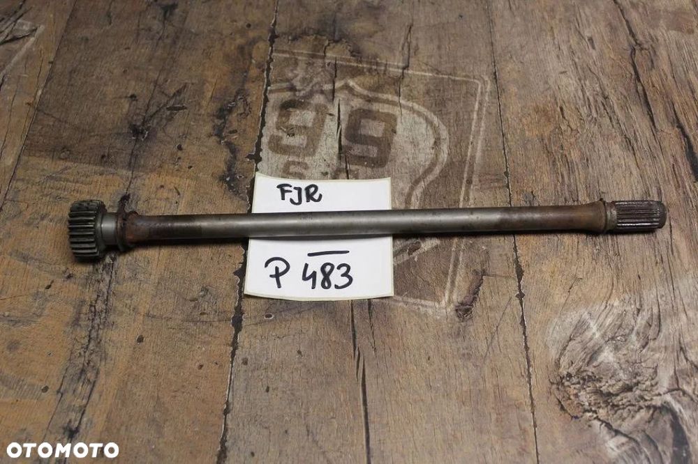 WAŁ KARDANA NAPĘDOWY FJR 1300 06r. - 1