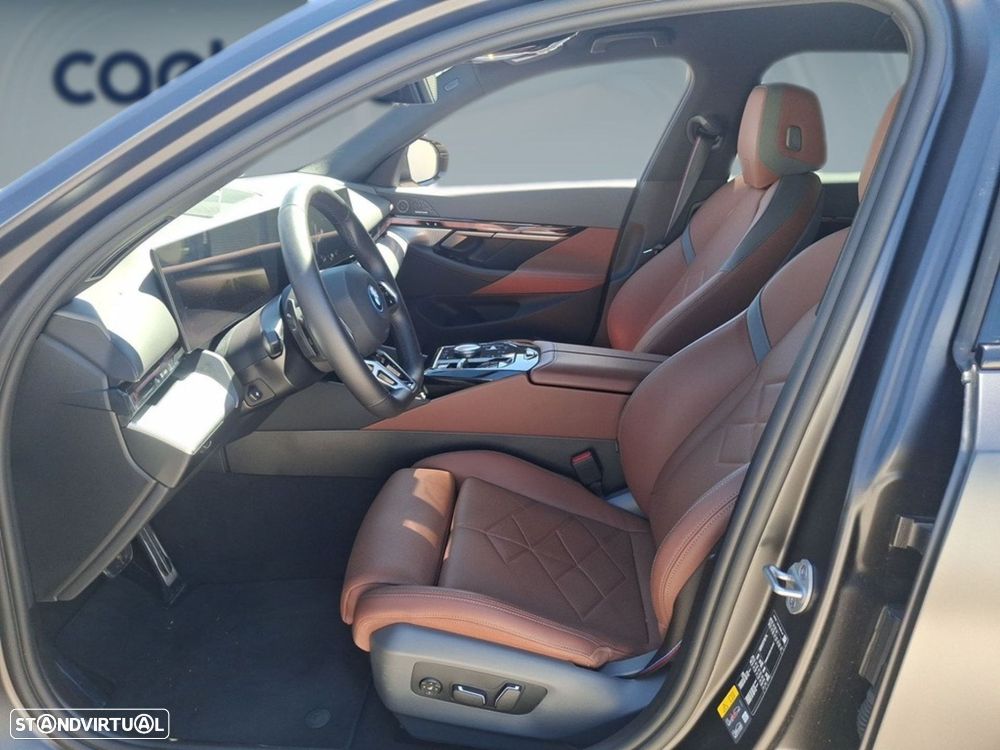 BMW i5 eDrive40 Pack Desportivo M Pro - 11