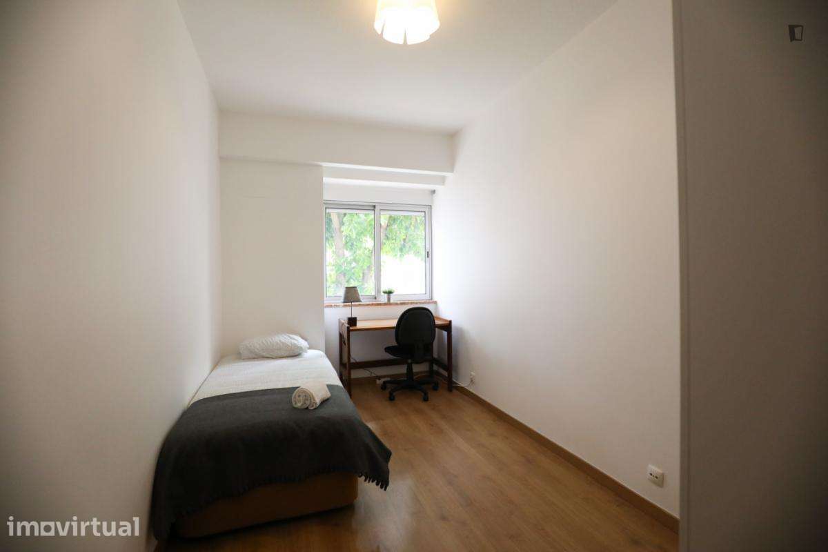 Quarto - localizado em Olaias Lisbon - Grande imagem: 2/38