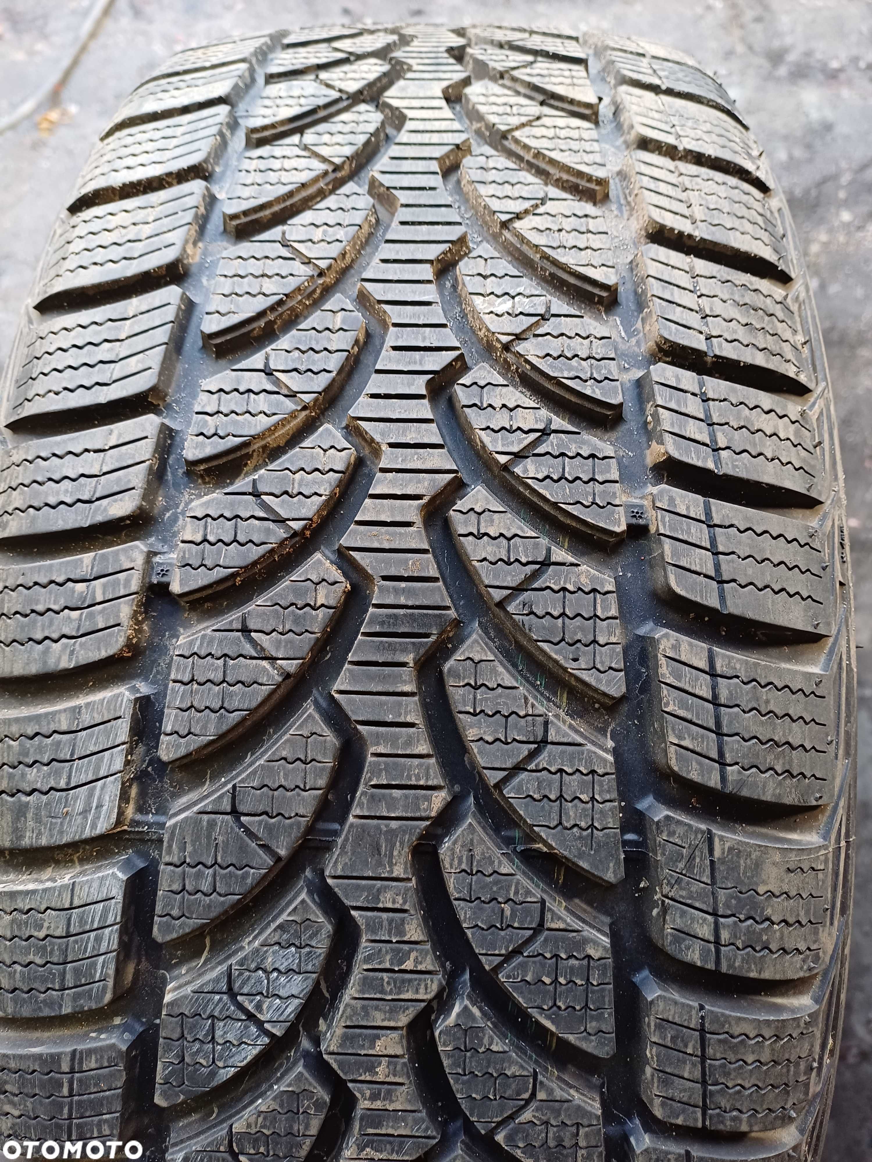 Bridgestone Blizzak LM32 225/50 R17 94H 2020r - 1