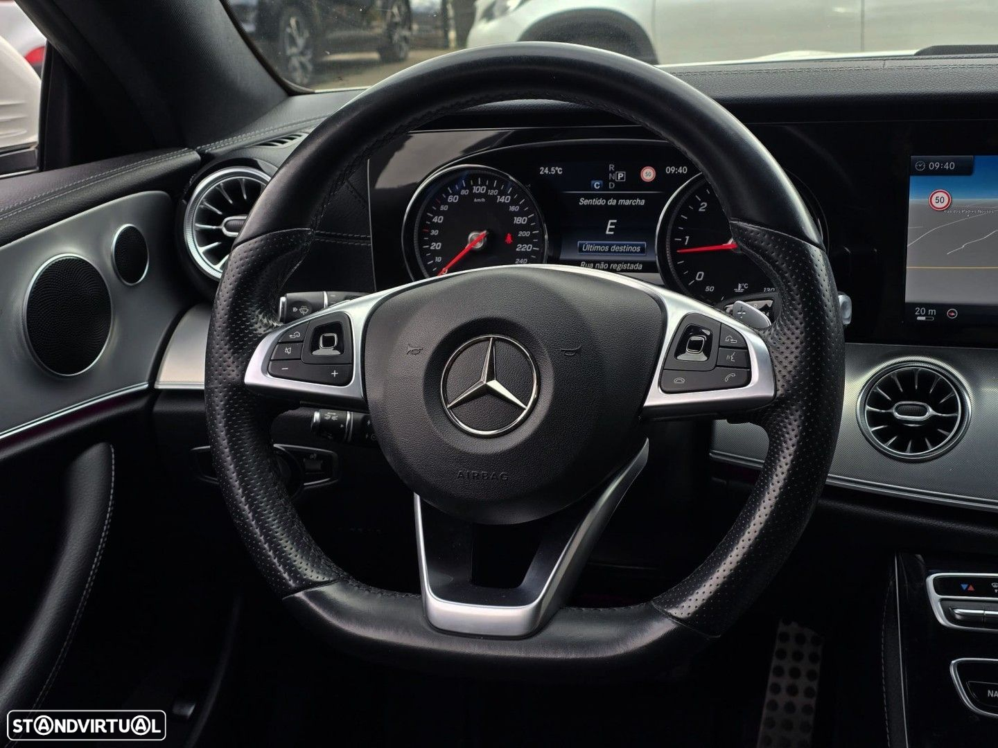 Mercedes-Benz E 220 d AMG Line - 11