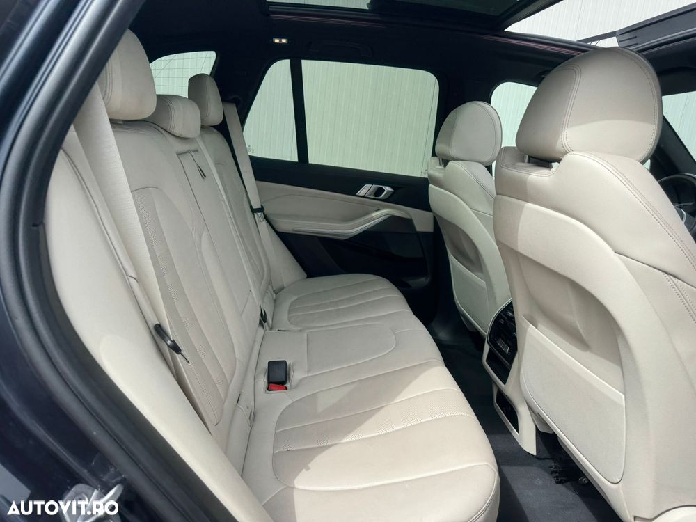 BMW X5 xDrive30d - 7