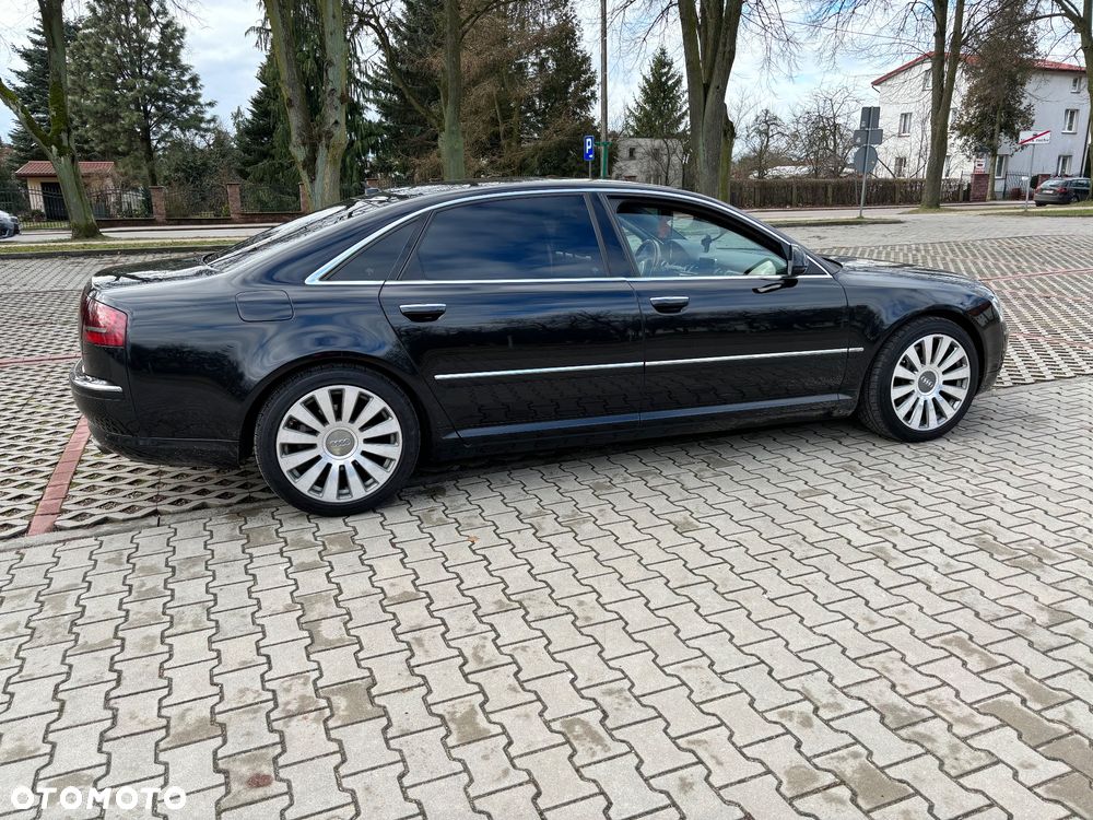 Audi A8 - 10