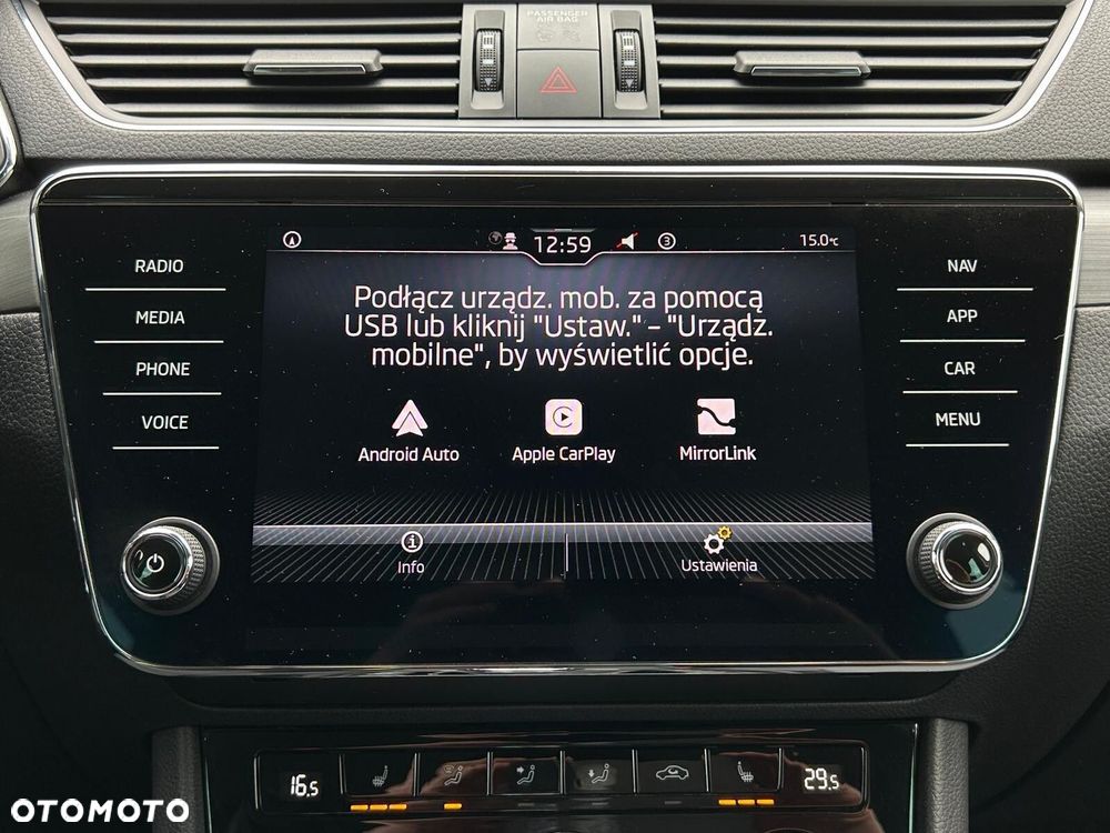 Skoda Superb 2.0 TSI Style DSG - 32