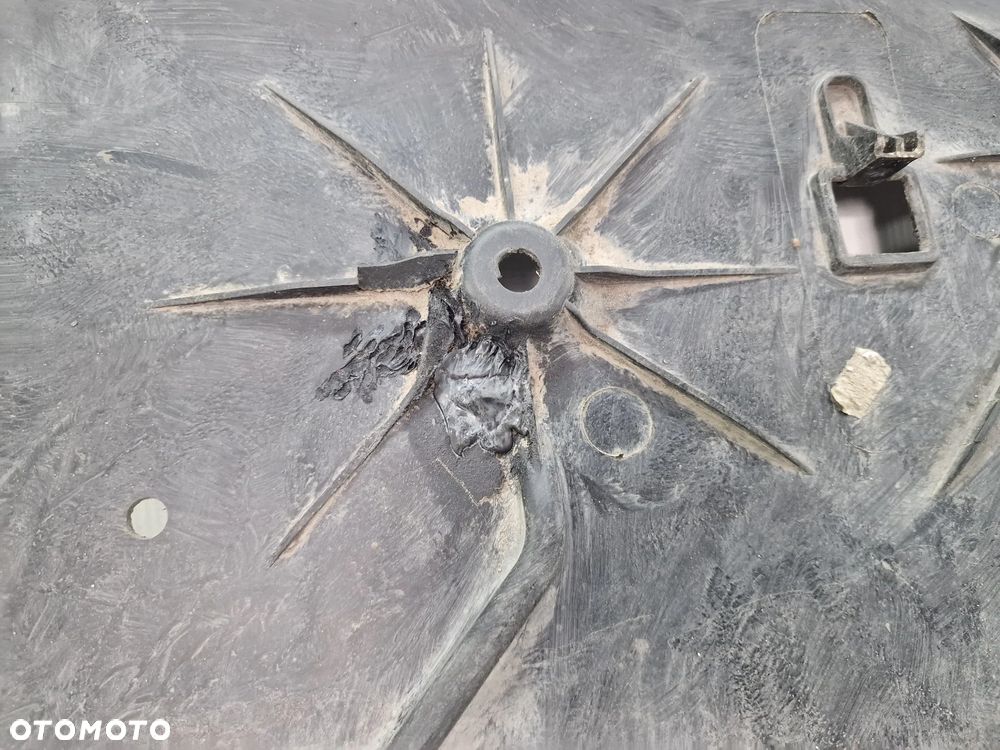 VW POLO VI 2G0 , VW T-CROSS / SKODA SCALA , KAMIQ / SEA IBIZA V , ARONA 17- PŁYTA / OSŁONA POD SILNIK , NR 2Q0825236G / 2Q0825236H , NR AUKCJI NSŁ372 - 31