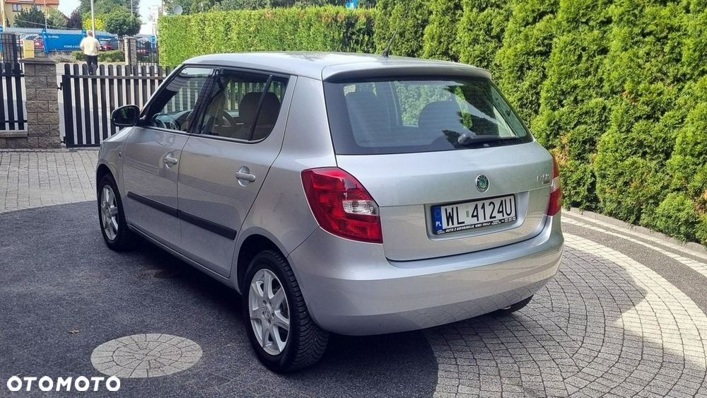 Skoda Fabia - 4