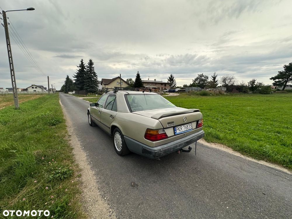 Mercedes-Benz W124 (1984-1993) - 3