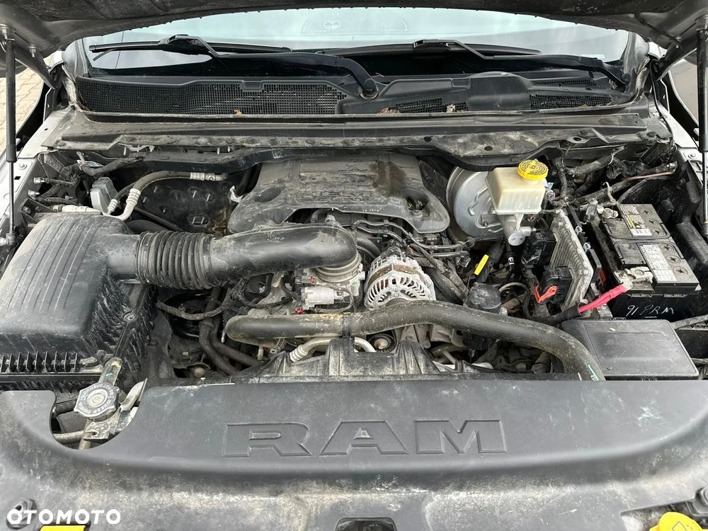 RAM 1500 - 9