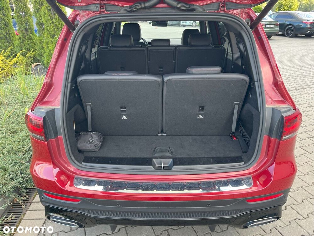 Mercedes-Benz GLB - 26