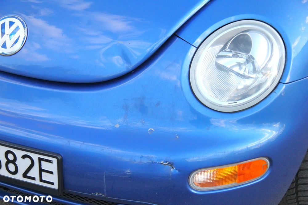 Volkswagen New Beetle - 11