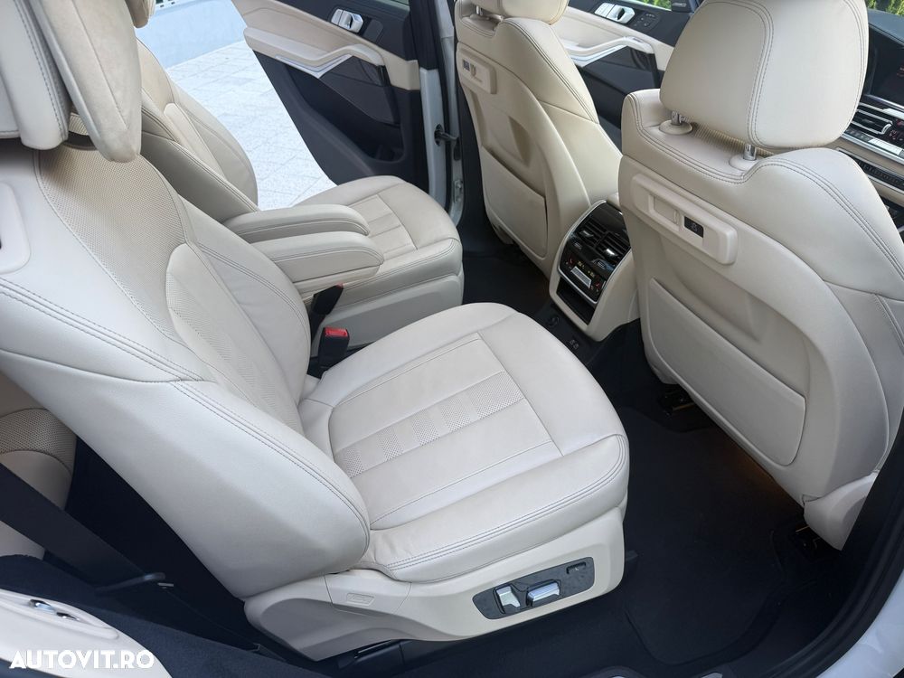 BMW X7 xDrive40d - 12