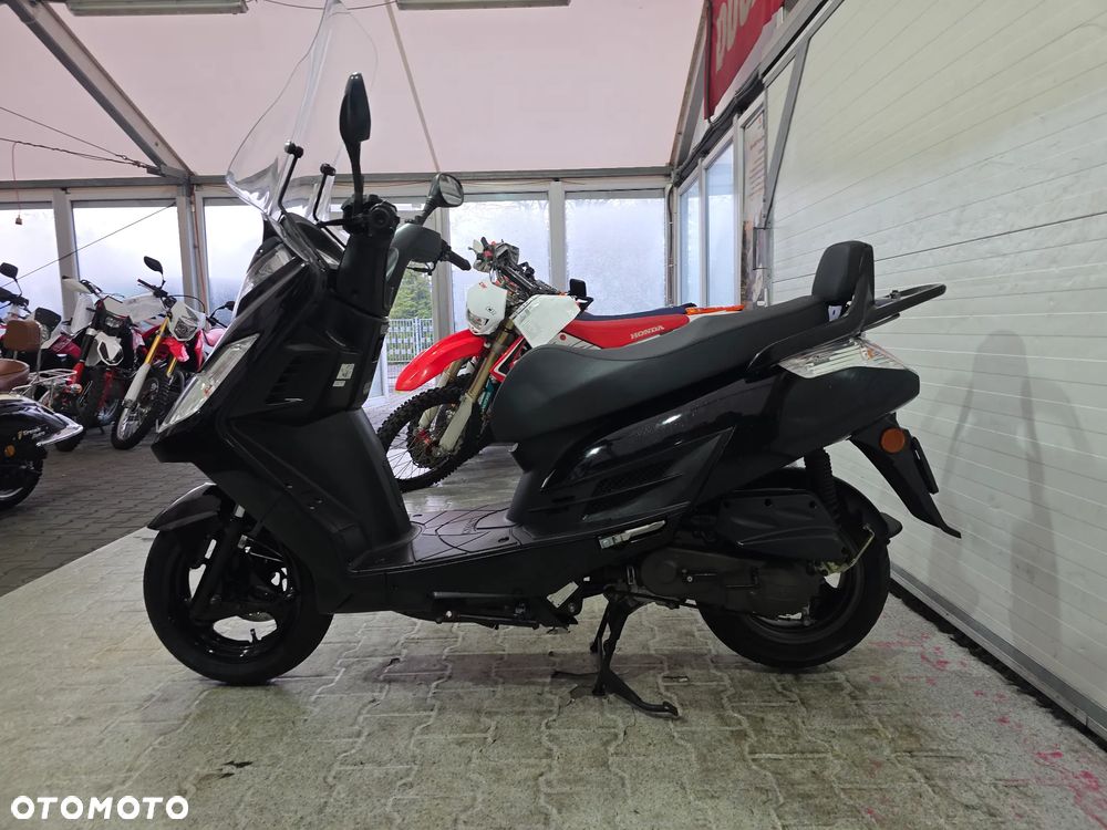 Kymco Dink - 12