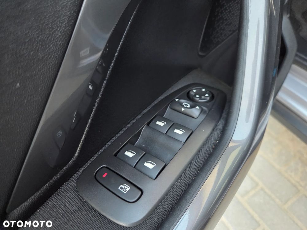 Peugeot 2008 PureTech 82 Active - 13