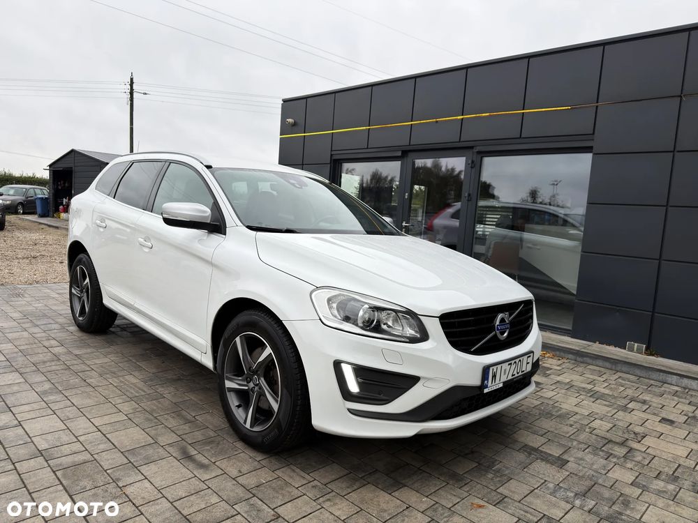 Volvo XC 60 D4 AWD R-Design - 16