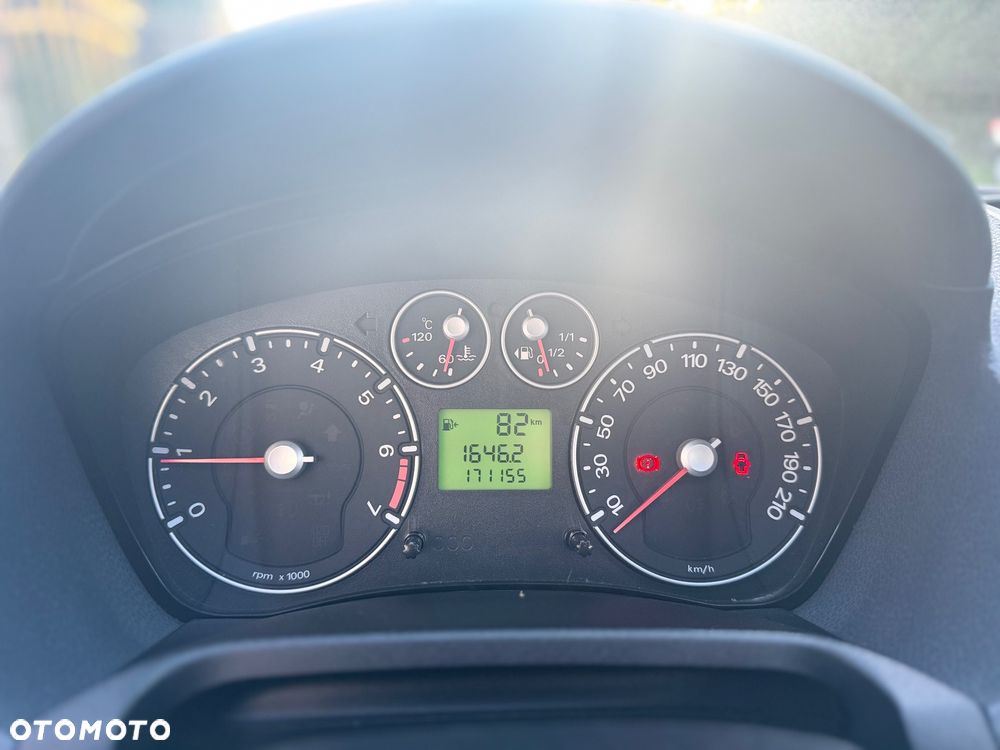 Ford Fiesta 1.3 - 7