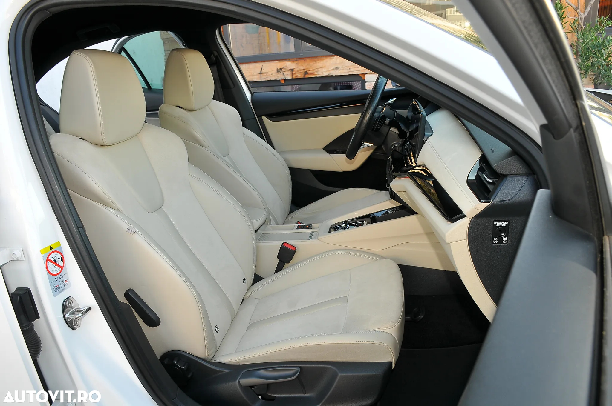 Skoda Octavia 1.0 TSI DSG Mild Hybrid Ambition - 14