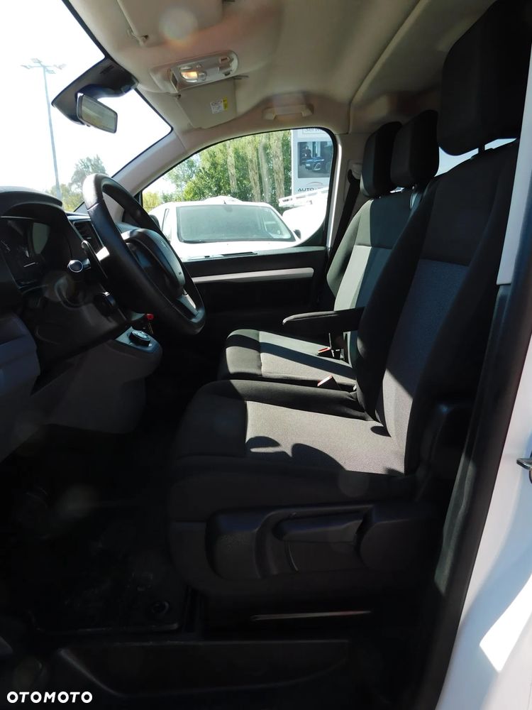 Peugeot Expert Kombi Long 2,8t EAT8 - 7