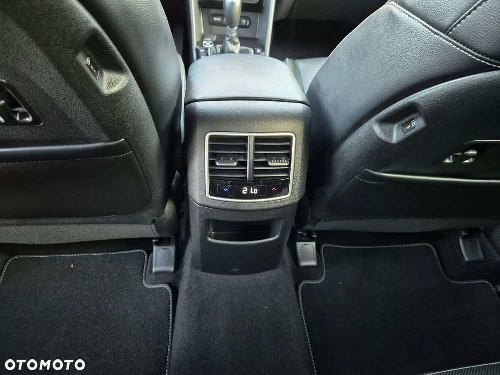 Kia Sportage 1.6 T-GDI Business Line 2WD - 19