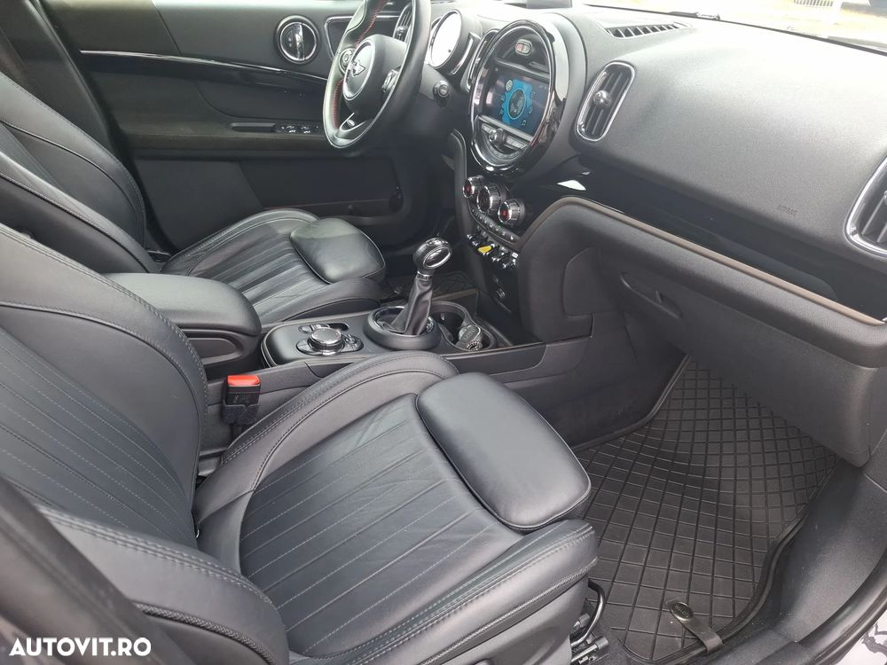 Mini Countryman - 18