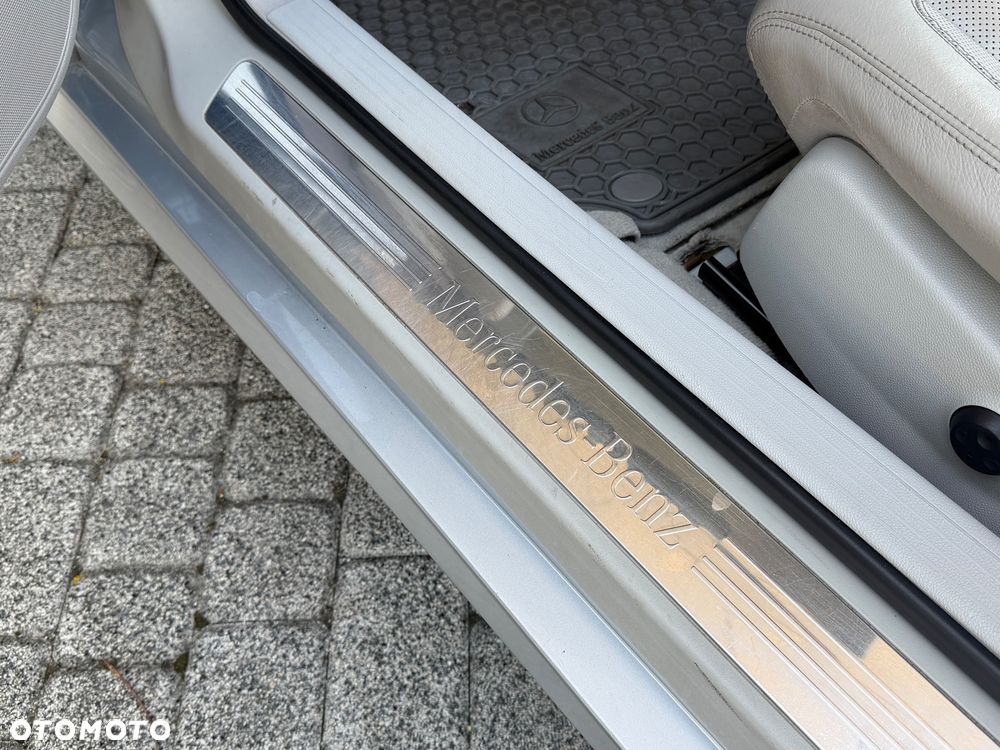Mercedes-Benz Klasa E 500 7G-TRONIC Prime Edition - 35