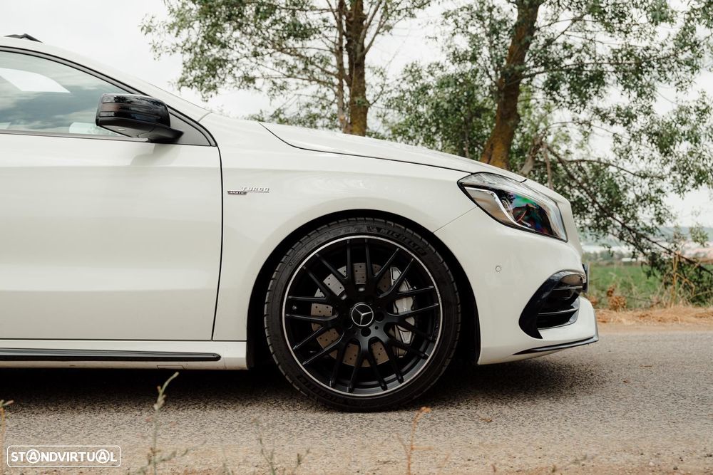 Mercedes-Benz A 45 AMG 4-Matic - 9