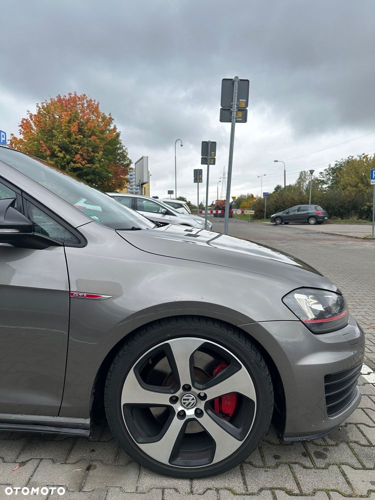 Volkswagen Golf VII 2.0 TSI BMT GTI Performance DSG - 4