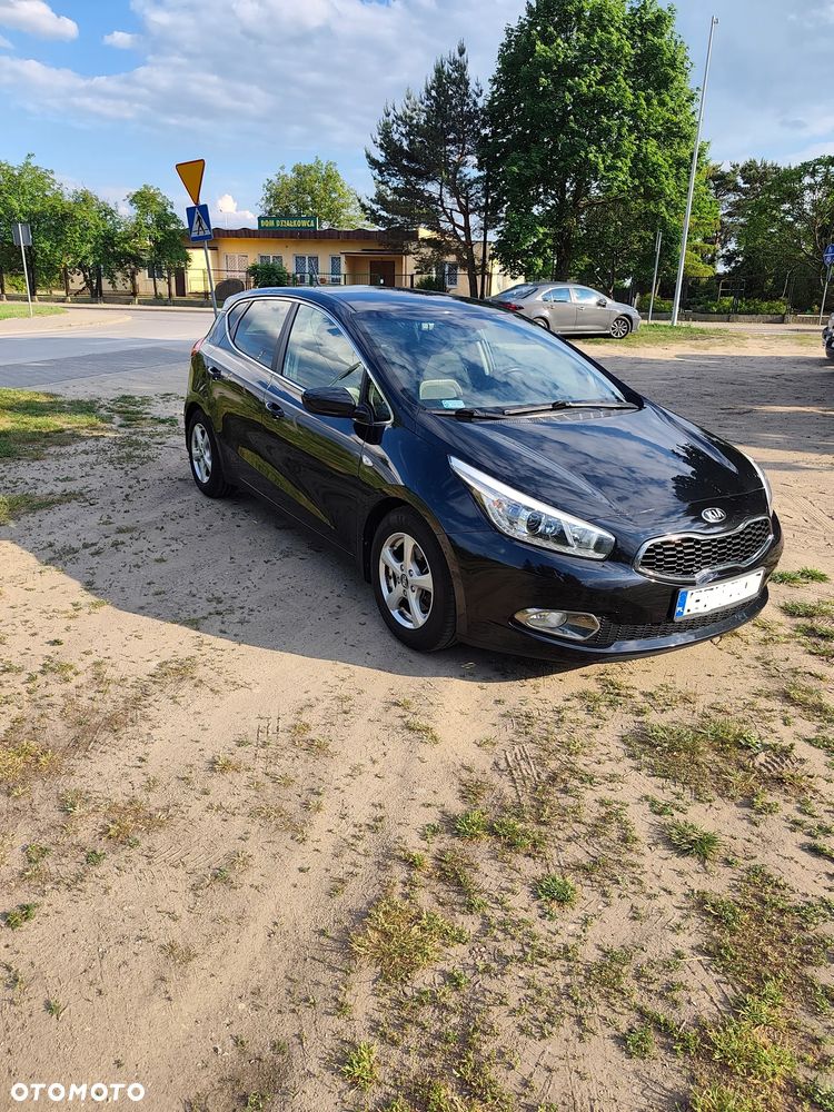 Kia Ceed 1.6 GDI L Business Line - 3