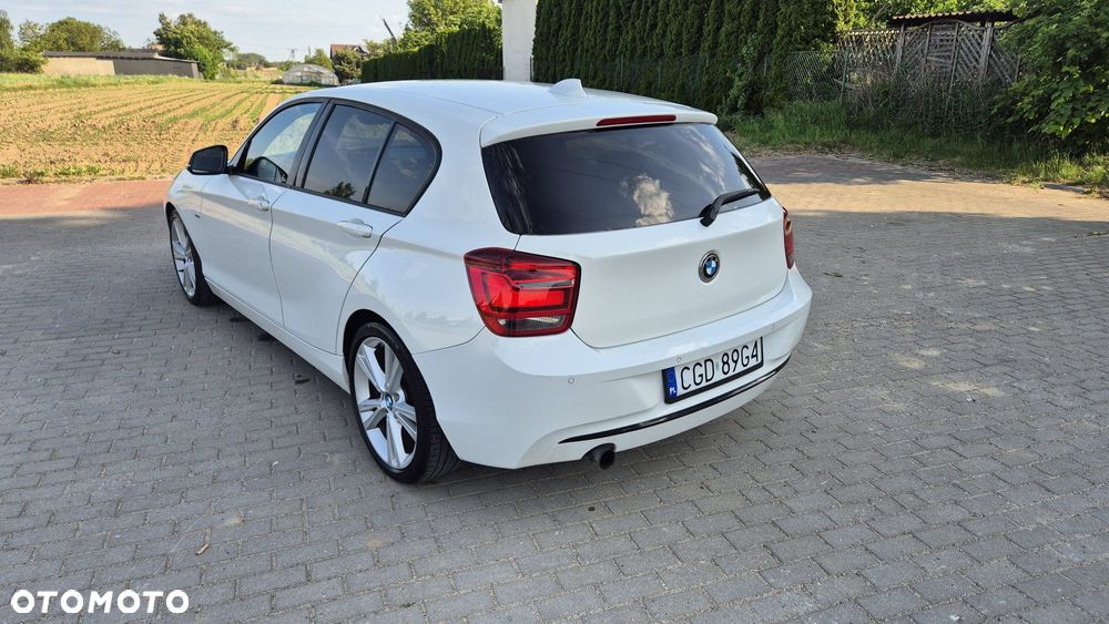 BMW Seria 1 116i Sport Line - 2