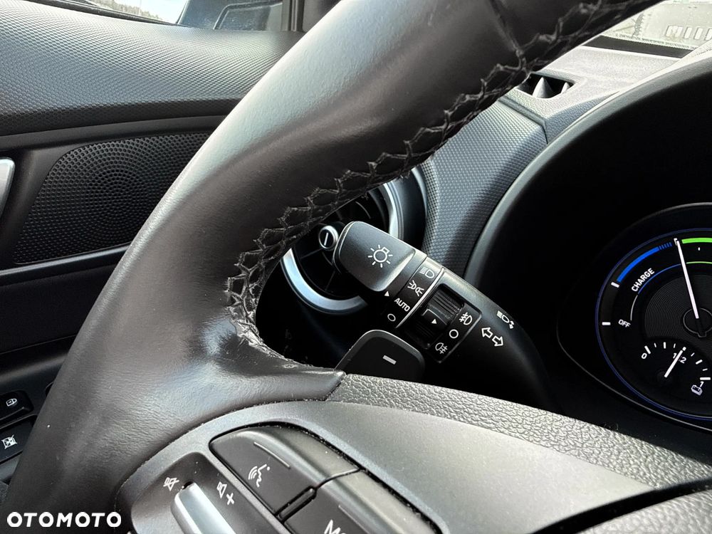 Hyundai Kona 1.6 GDI Hybrid Comfort DCT - 27