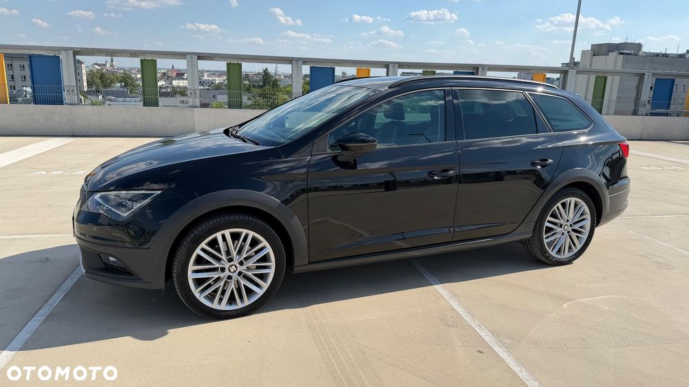 Seat Leon 1.8 TSI Start&Stop DSG XCELLENCE - 3