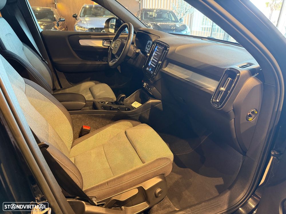 Volvo XC 40 T4 Recharge DKG Ultimate Bright - 28