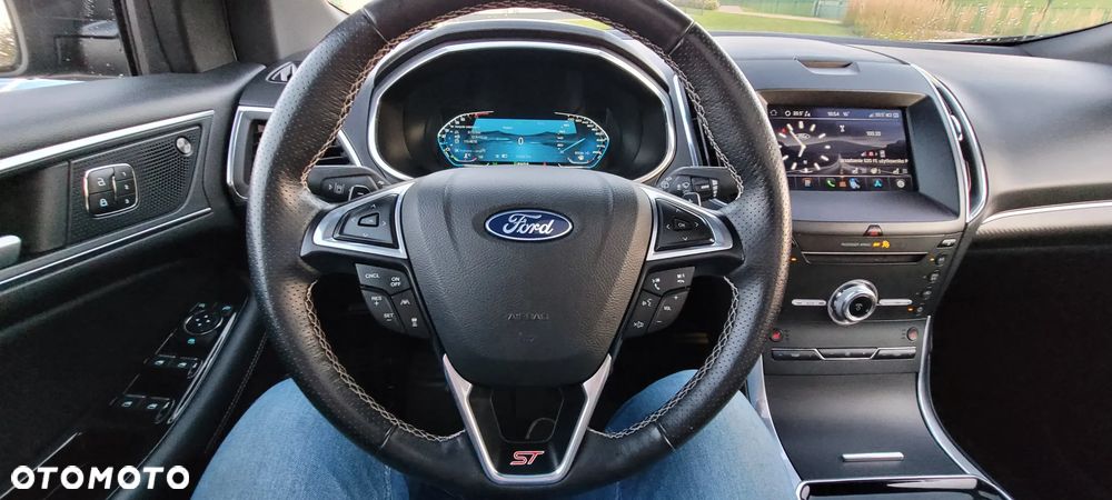 Ford Edge - 29