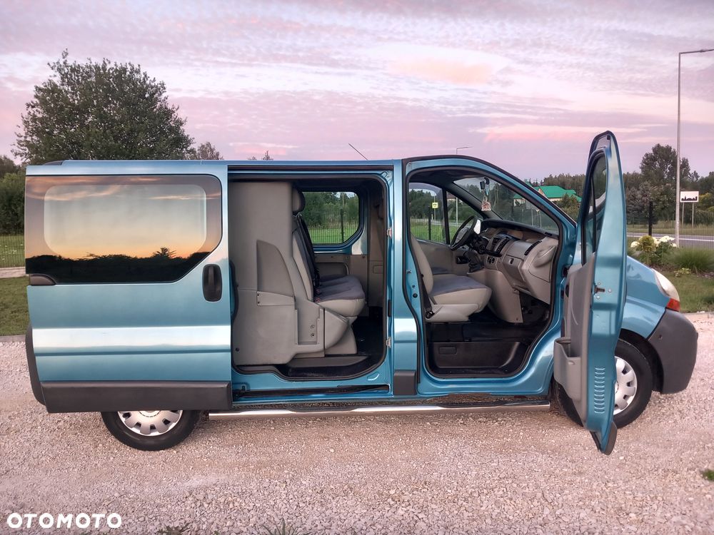 Renault Trafic - 14