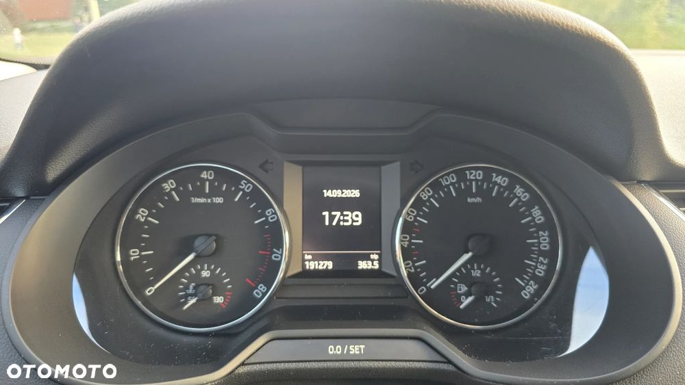 Skoda Octavia 1.4 TSI Ambition DSG - 22