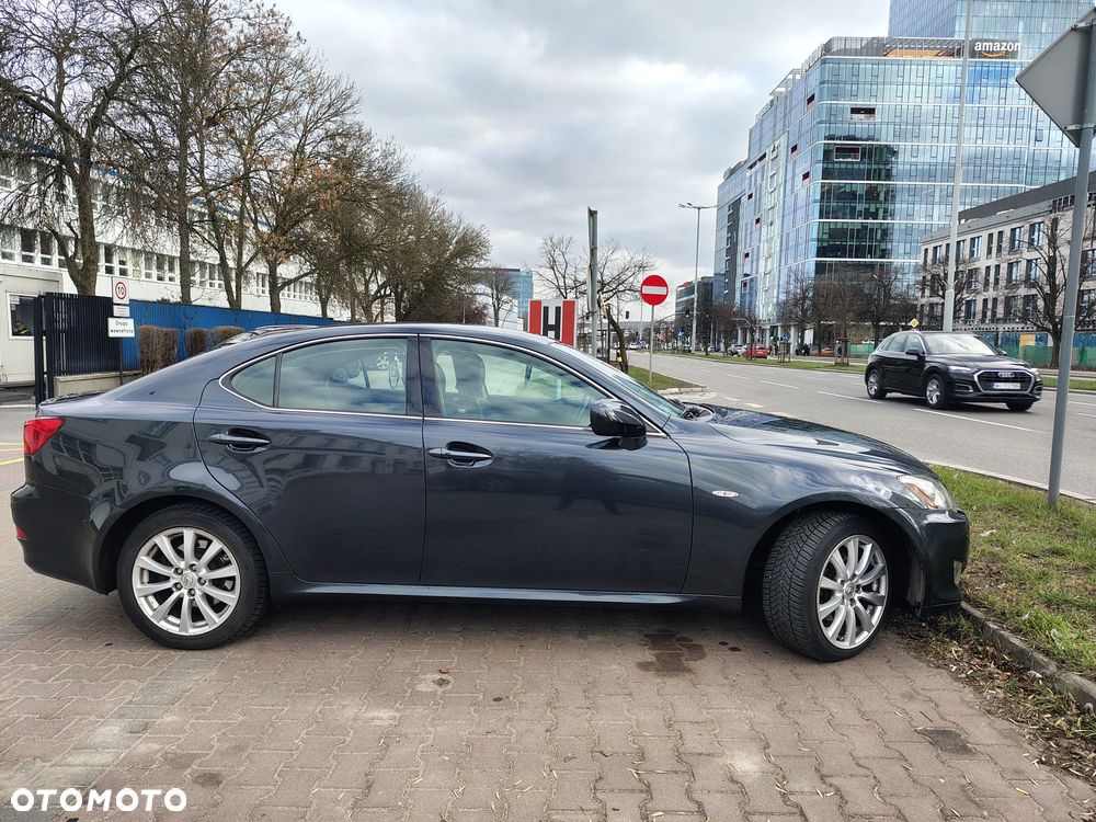 Lexus IS 220 D Elegance - 4