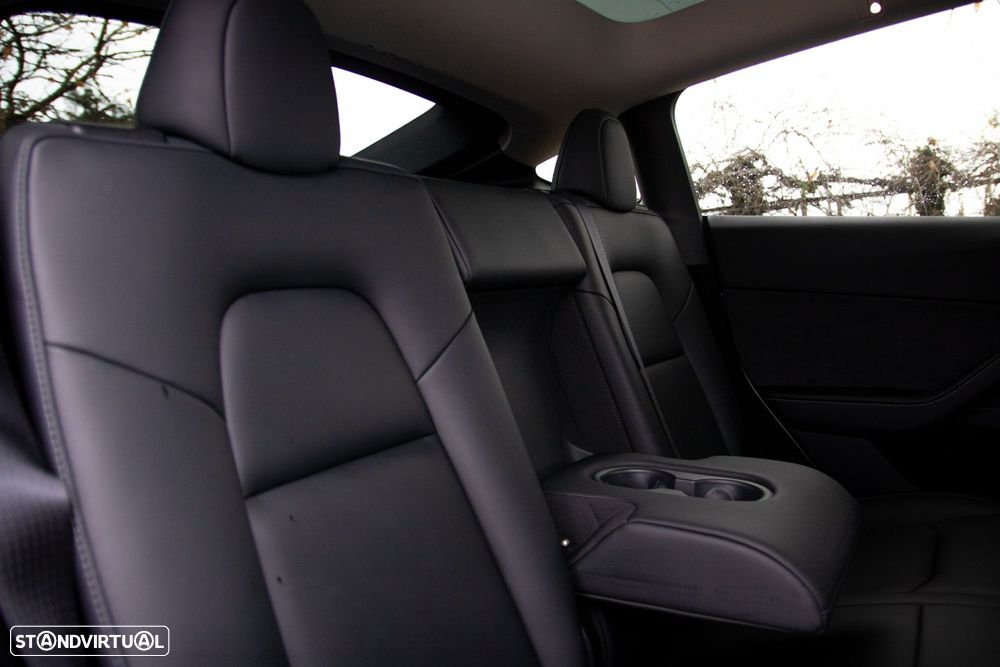 Tesla Model Y RWD - 38