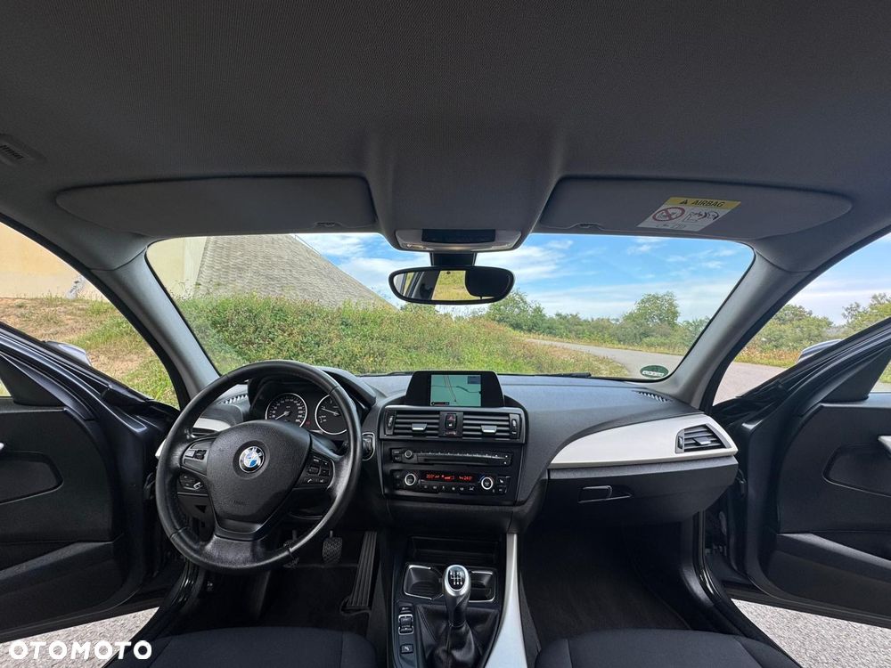 BMW Seria 1 116d EfficientDynamics Sport Line - 29