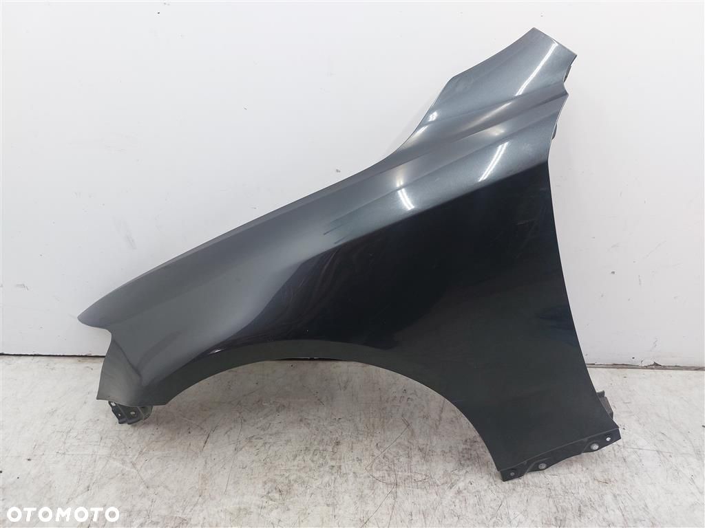 Błotnik przedni LEWY Lexus  IS II 2005-2012R SZARY LIFT LAK:1G0 - 1