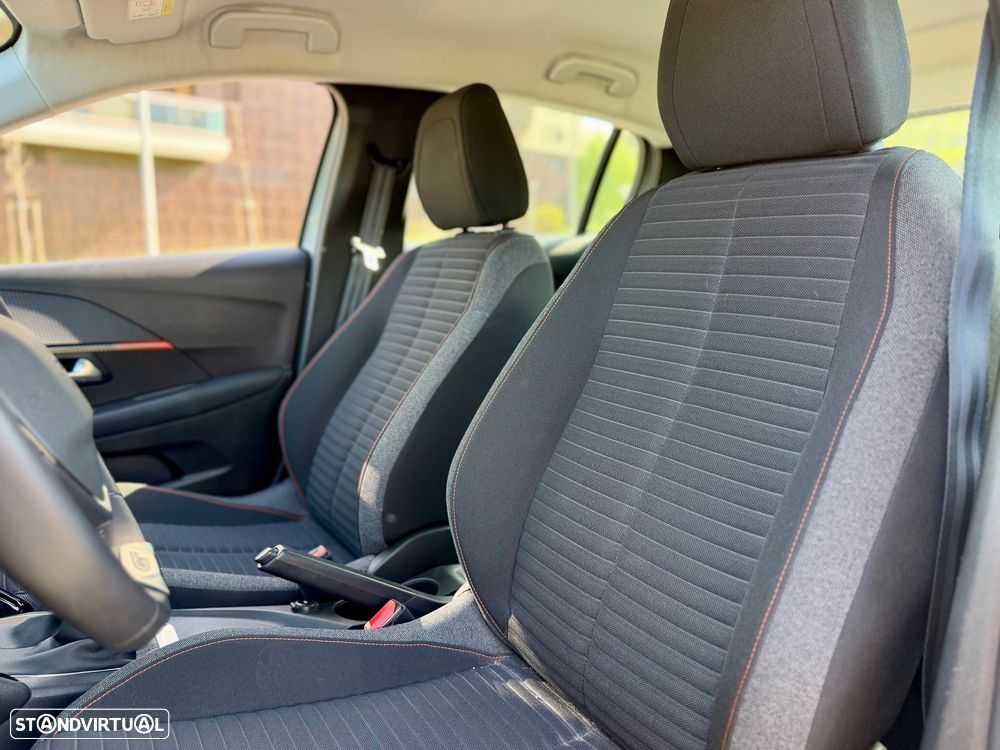 Peugeot 208 PureTech 100 GT - 8