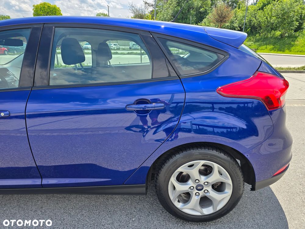 Ford Focus - 34