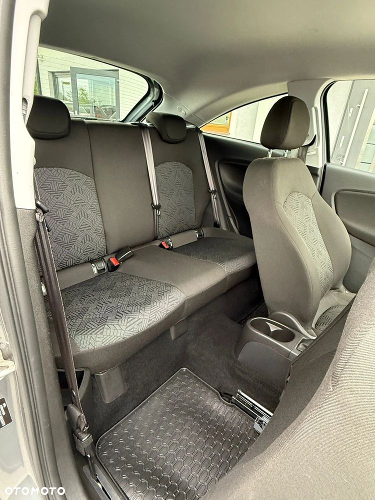 Opel Corsa - 28
