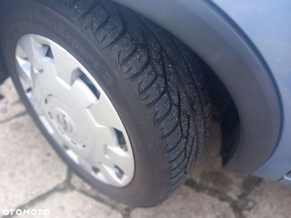 Opel Combo Tour 1.4 Cosmo - 14