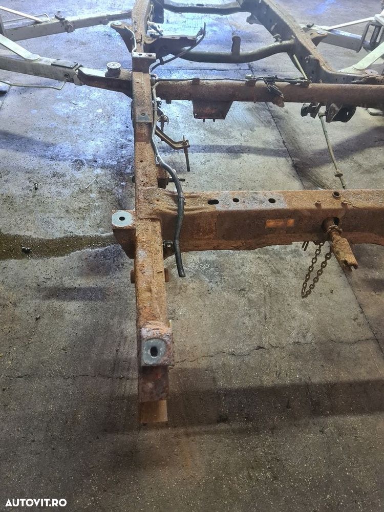 Sasiu Mitsubishi L200 Facelift 2.5 Diesel 2014 2010 - 2015 SUV (911) - 2