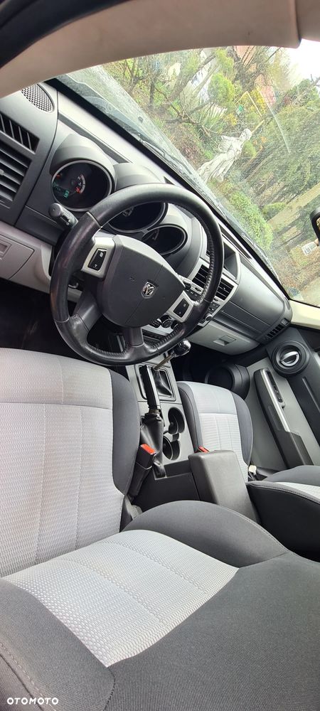 Dodge Nitro 2.8 CRD SE - 10