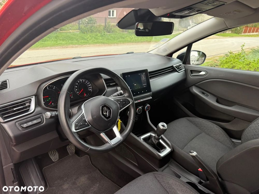Renault Clio - 17