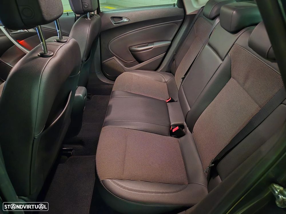 Opel Astra 1.7 CDTI Cosmo Start/Stop - 26