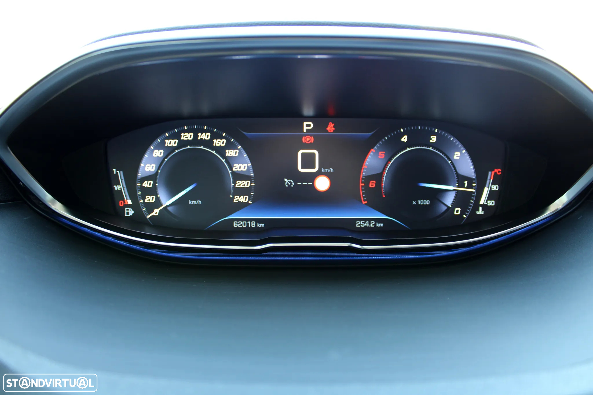 Peugeot 5008 1.5 BlueHDi Allure EAT8 - 50