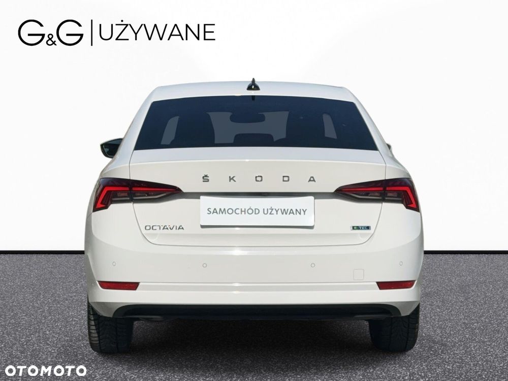 Skoda Octavia - 12